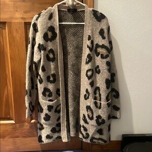 Stylish Leopard Print Cardigan Sweater